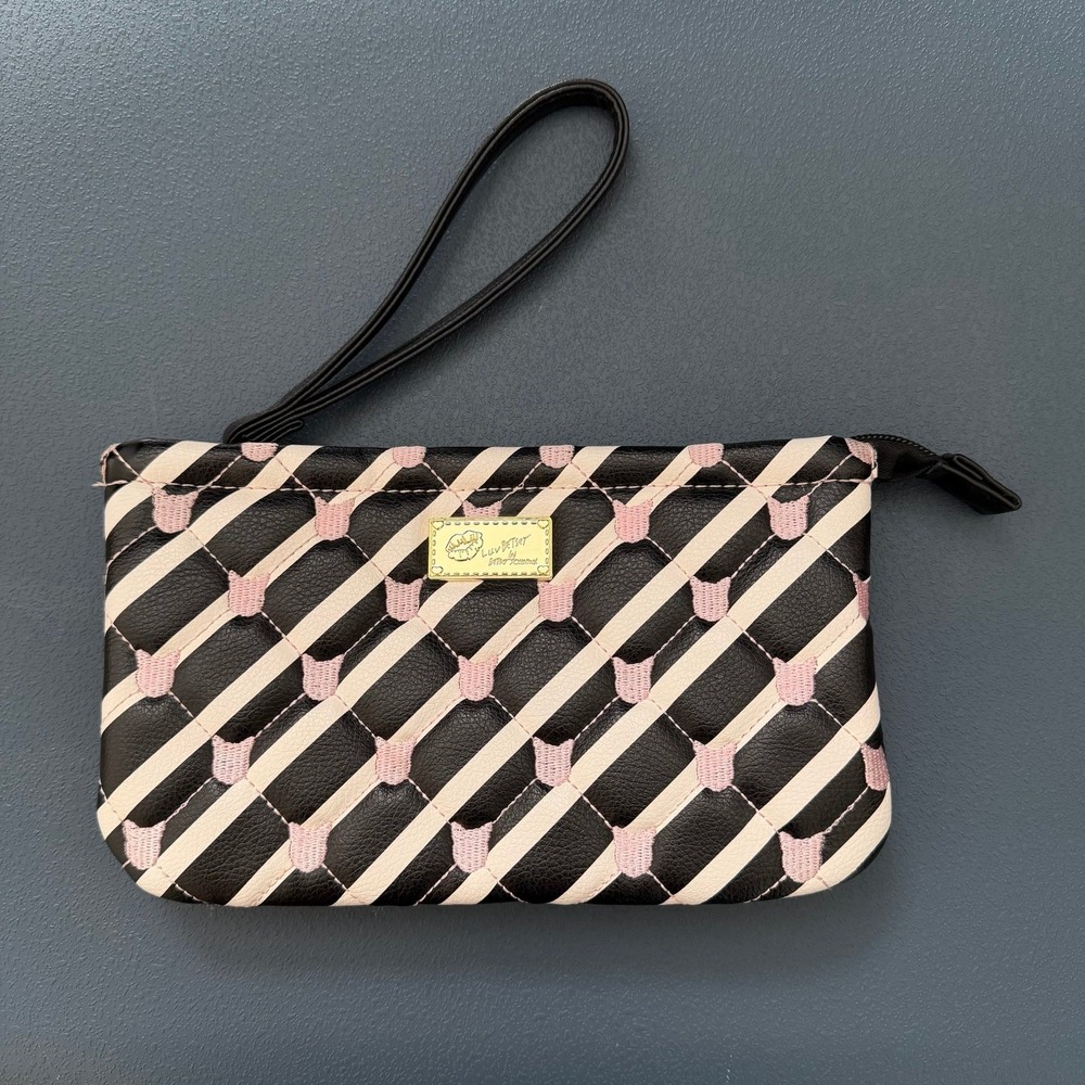 Luv Betsey by Betsey Johnson Quilted Cat Kitten Striped Wristlet Wallet VGUC